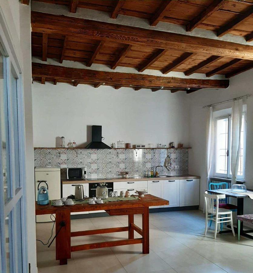 La Casetta Ferrara B&B Buitenkant foto